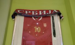 Des Ambulanta - Predosblje - Dres sa potpisima reprezentacije Srbije do 21 godine